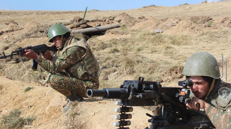 Армянская армия предпринимает ответные действия