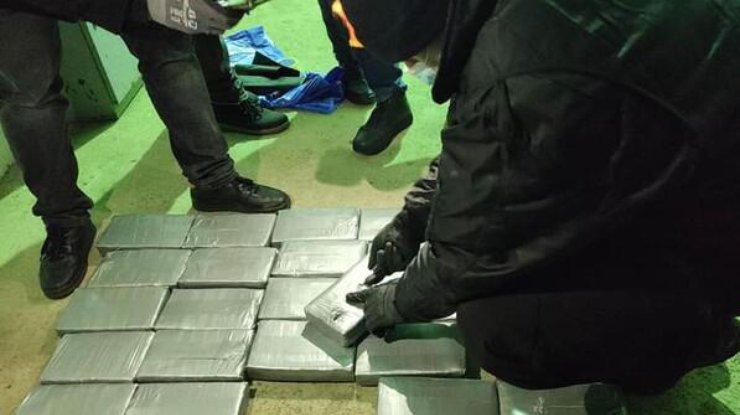  Одесские таможенники изъяли кокаин/фото:Facebook