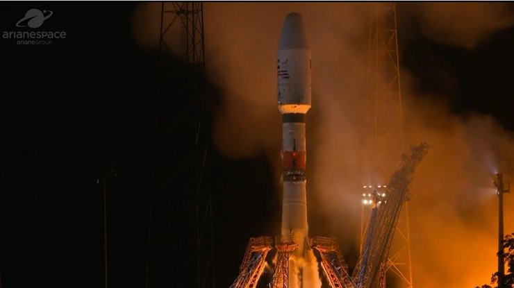 Ракета "Союз" успешно вывела на орбиту спутник ОАЭ для наблюдения за поверхностью Земли 