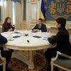 Зеленский обсудил проблемы Крыма со своими представителями на полуострове
