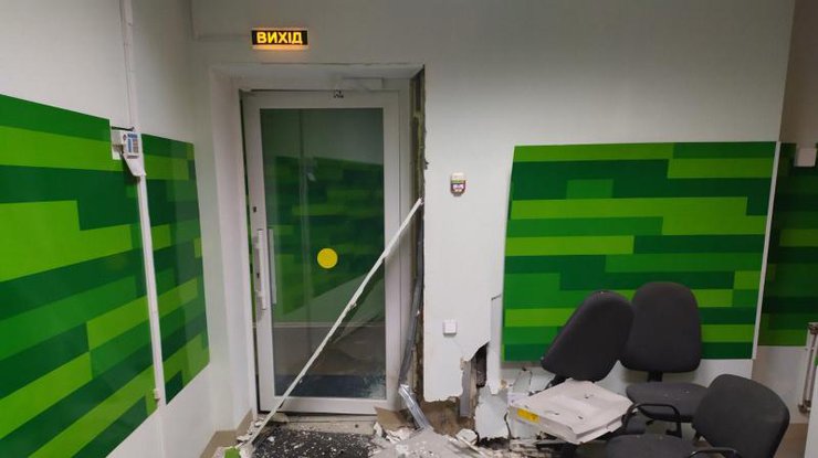 В Николаеве взорвали банкомат / Фото: Национальная полиция 
