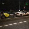В Киеве столкнулись три автомобиля такси (фото) 