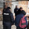 Cледователь ГФС Днепропетровщины попался на взятке в 11 тысяч долларов