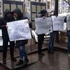 Одесские активисты провели пикет с требованиями к Максиму Вихору