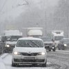 Снегопад и гололед: водителей призвали быть осторожными