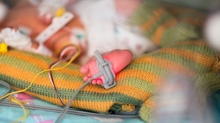 Ребенок заболел сразу после рождения/ Фото: twitter.com/WHO_Europe