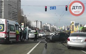 В Киеве произошла масштабная авария/ Фото: dtp.kiev.ua
