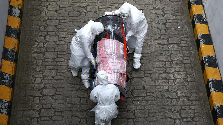 В Италии женщина живет с трупом из-за коронавируса/ Фото: rbc.ru