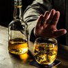 Украинцев призвали отказаться от алкоголя 