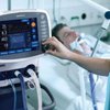 Кучер планував лишити пацієнтів Харківської області без апаратів штучного дихання (документ)