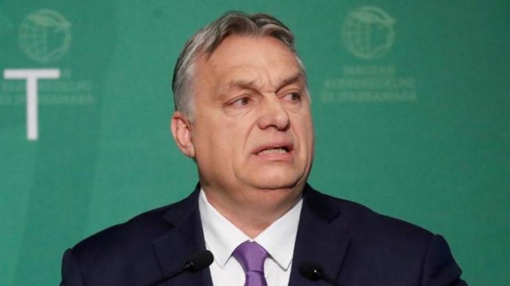 Премьер-министр Венгрии Виктор Орбан оглашает новые меры по борьбе с коронавирусом/REUTERS