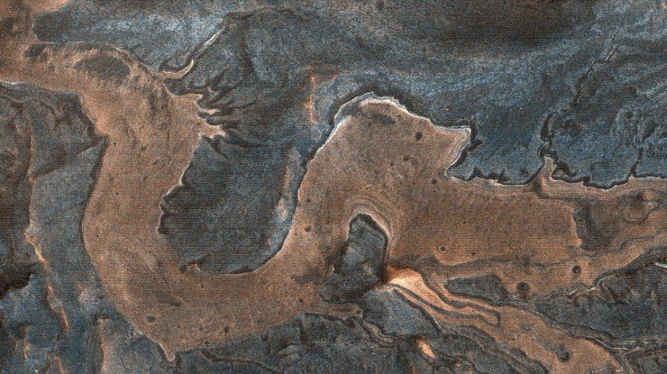 На поверхности Марса увидели китайского дракона/ Фото: vokrugsveta.ua
