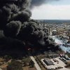 Бочки с химикатами взлетали в воздух: в Польше произошел пожар на полигоне химотходов (видео)
