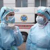 Благодарность за спасение: во Львове полицейские выразили признание медикам (видео)