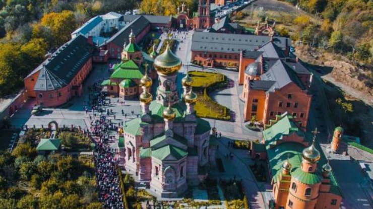 Покровский Голосеевский мужской монастырь закрыли на карантин/ Фото: censor.net.ua