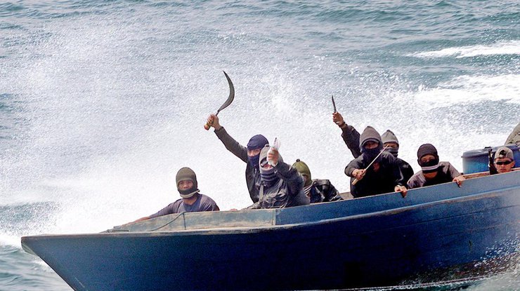 У побережья Африки пираты захватили украинца/ Фото: rbc.ru