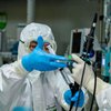 Во Франции инфицированным коронавирусом будут переливать плазму крови выздоровевших