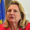 Экс-глава МИД Австрии обвинила мужа в насилии 