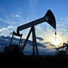 Цены на нефть продолжают "падать" - Bloomberg 