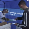 Боротьба із коронавірусом: українці отримують безкоштовні медичні маски від фонду Оксани Марченко та Віктора Медведчука