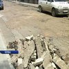 Волонтерів Чернівців можуть оштрафувати за самовільний ремонт міської дороги