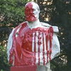 У Європі поліція захищає пам'ятники від бунтуючих антирасистів