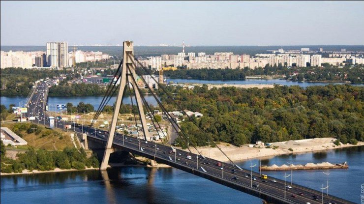 Фото: мост Метро / narodna-pravda.ua