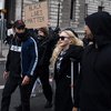 Мадонна вышла на протесты против расизма (фото)