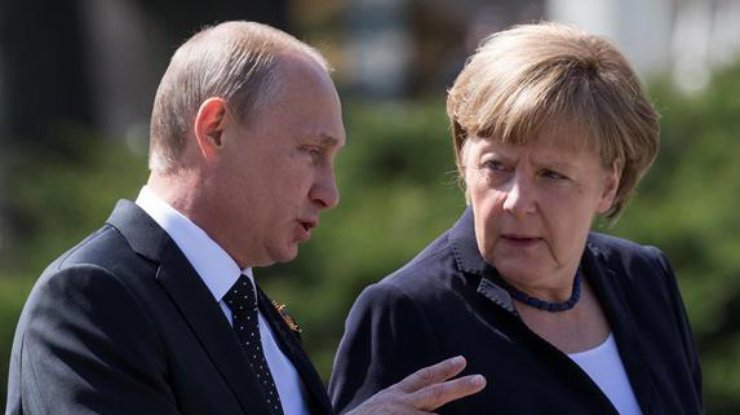 Фото: Путин и Меркель / АР