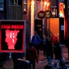 "Без поцелуев": бордели квартала красных фонарей открылись для секс-туристов