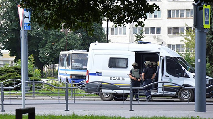 Захват заложников в Луцке/ Фото: unian.net
