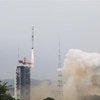 Китай вывел на орбиту три новых научных спутника