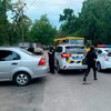 В Киеве двое мужчин угнали маршрутку (видео)