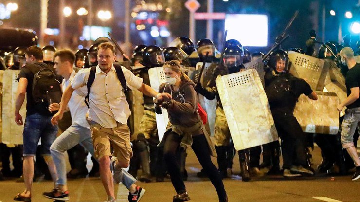 В Минске перед началом акции протеста начались задержания/ Фото: gazeta.ru