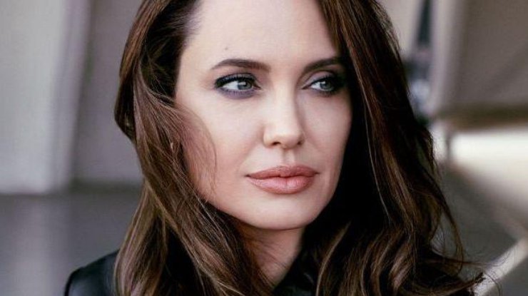 Анджелина Джоли/Фото: elle.com