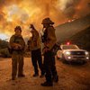 Жуткие кадры: в Калифорнии пылает крупный пожар (видео) 