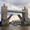 В Лондоне сломался главный символ города (видео)