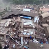 В Индии рухнул многоэтажный дом: под завалами около 200 человек (фото, видео)