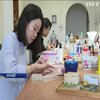 Майстриня з В'єтнаму виготовляє мініатюрні моделі кулінарних шедеврів