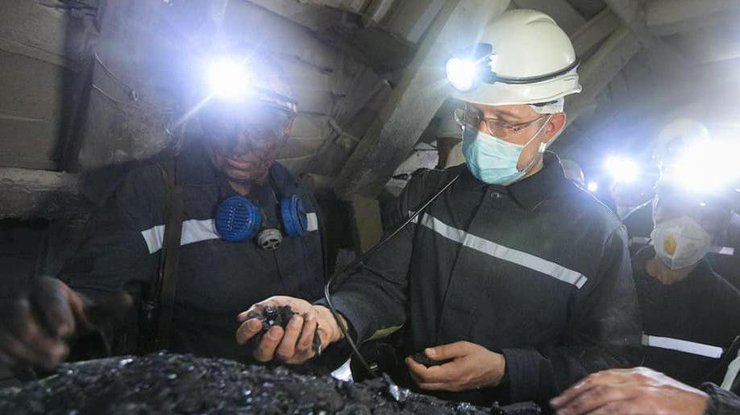 Шмыгаль посетил шахту/ Фото: Facebook