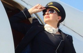 "Просили борща и предлагали выйти замуж": откровенное интервью со стюардессой 