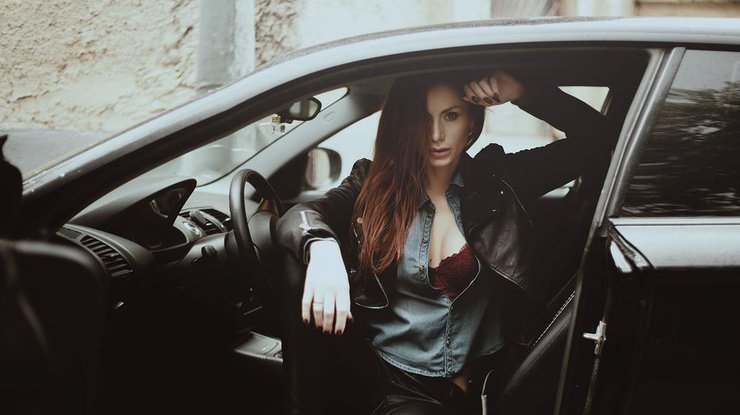 Женщина за рулем / Фото: Pixabay
