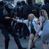 В Минске начались массовые аресты протестующих (видео)
