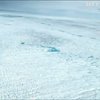 Від Гренландії відколовся величезний айсберг