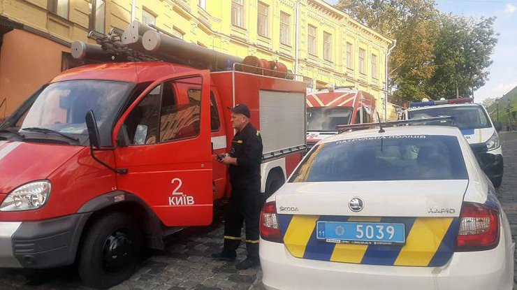 В ресторане на Подоле произошел взрыв/ Фото: kyiv.npu.gov.ua