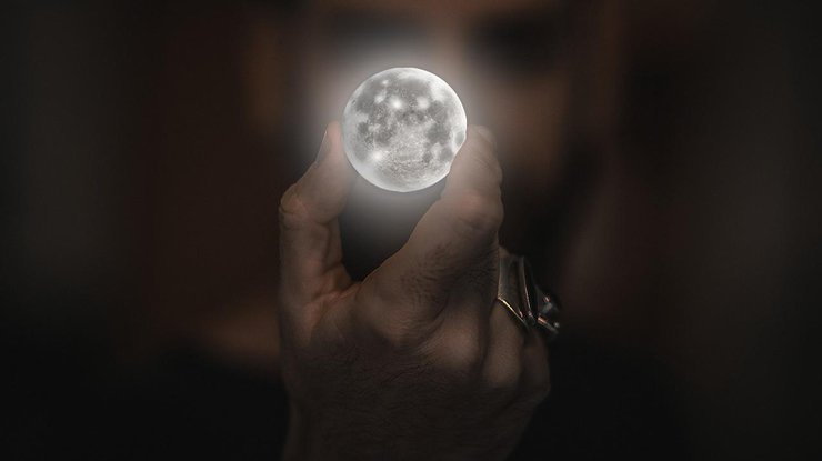 Луна / Фото: Pixabay