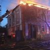 В Харькове горит жилой дом, есть жертвы