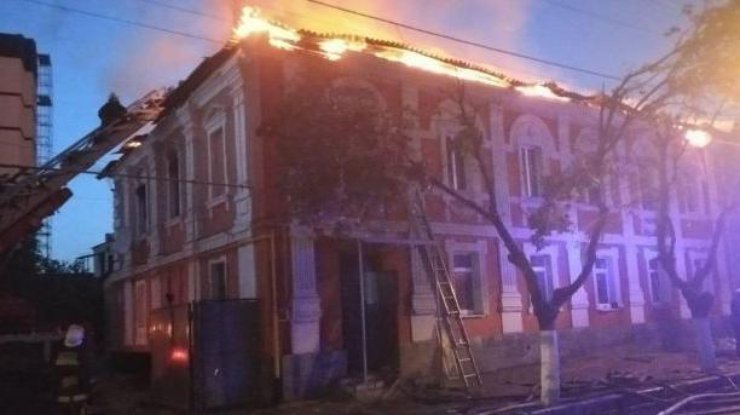 Фото: пожар в Харькове / t.me/dsns_telegram