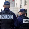 В Париже вооруженный мужчина атаковал прохожих