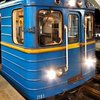 В Киеве ограничили движение на "зеленой ветке" метро: что произошло 